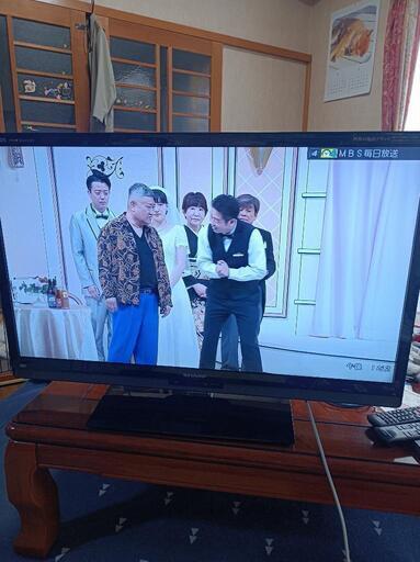 40インチ 液晶テレビ