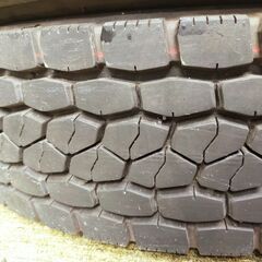 225/80R17.5 4t 中古4本 8.5部山
