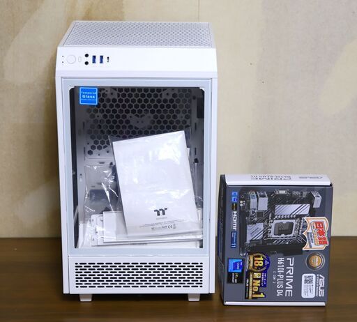 mini-ITX ケース、マザボ、電源