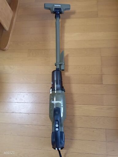 値下げしました 美品 マキタ makita 充電式 コードレス 掃除機 CL286FD  ハンディー クリーナー 緑