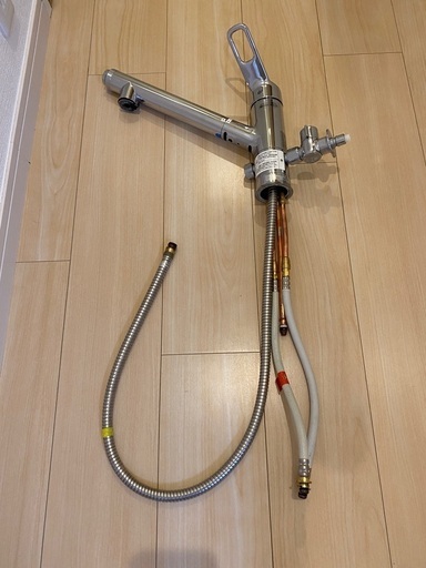 INAX　浄水器内蔵キッチン水栓　分岐水栓つき混合栓