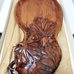 けやきのお盆　菓子皿　木製　大皿　茶道　工芸品　飾り　彫刻　天然木　ひょうたん型　カブトムシ　和　日本　伝統工芸　工芸品　文化