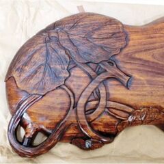 けやきのお盆　菓子皿　木製　大皿　茶道　工芸品　飾り　彫刻　天然木　ひょうたん型　カブトムシ　和　日本　伝統工芸　工芸品　文化