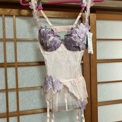 サルート 83G 40周年限定 新品 スリーインワン C70 ピンク