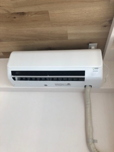 取引中_7/19キャンセル待ち案内のみ受付け 　エアコン美品【7/18-20AM先着順】那覇市天久