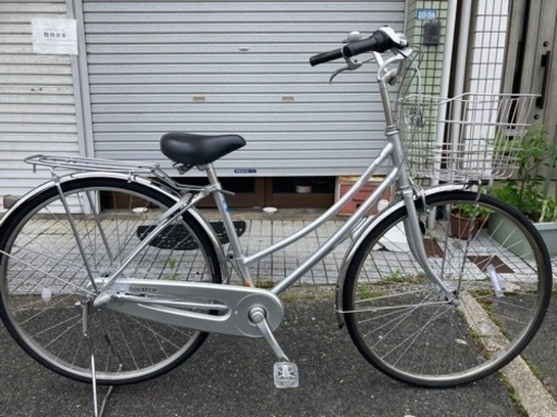 【27インチ自転車】美品❗️ブリヂストン製　内装3段変速　LEDオートライト付　両立ちスタンド、リヤキャリア付　若林自転車　膳所店　SALE中❗️