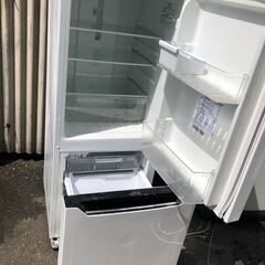 NO 236 🌈北九州市内配送設置無料✨🌈　ハイセンス 冷蔵庫 幅48cm 150L パールホワイト HR-D15C 2ドア 右開き 自動霜取り コンパクト