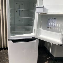 NO 236 🌈北九州市内配送設置無料✨🌈　ハイセンス 冷蔵庫 幅48cm 150L パールホワイト HR-D15C 2ドア 右開き 自動霜取り コンパクト