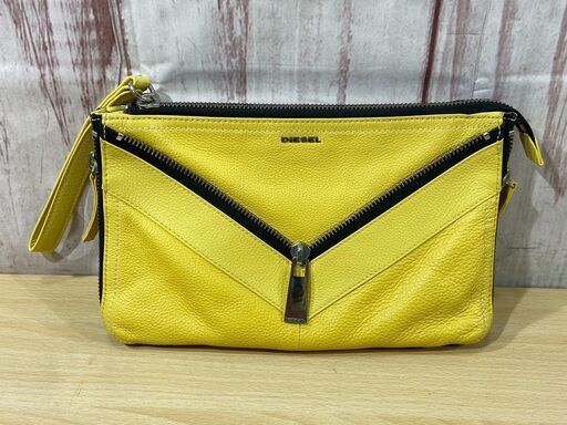 DIESEL　ディーゼル　LE-ZIPPER　ショルダーバッグ　イエロー　212