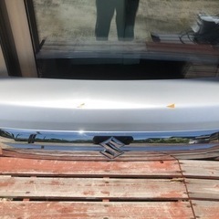 エブリィワゴン DA17Ｗ 純正ボンネット 
カラーZ2S シルバー