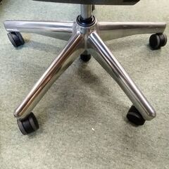 ハーマンミラー アーロンチェア タキシード　ブラック