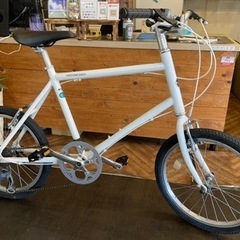 【前後タイヤ・チューブ新品！】アルミフレーム　7段変速　20インチミニベロクロス　ホワイト