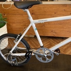 【前後タイヤ・チューブ新品！】アルミフレーム　7段変速　20インチミニベロクロス　ホワイト