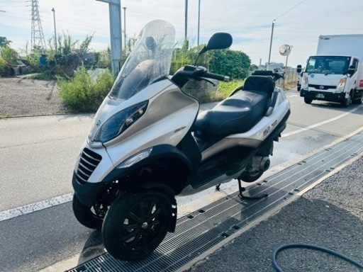 ピアッジオ　ピアジオ　MP3 3輪　側車付オートバイ　普通免許仕様　外車
