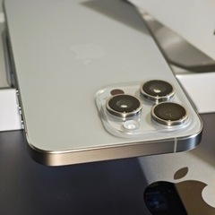 新品同様iPhone15 Pro Max 256GB ナチュラルチタニウム