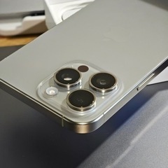 新品同様iPhone15 Pro Max 256GB ナチュラルチタニウム
