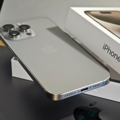 新品同様iPhone15 Pro Max 256GB ナチュラルチタニウム