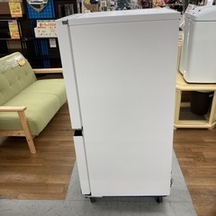 S271 ⭐ HISENSE 2ドア冷蔵庫（135L 右開き）22年製 HR-D1304 ⭐動作確認済⭐クリーニング済