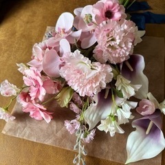 ブーケブートニア