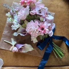 ブーケブートニア