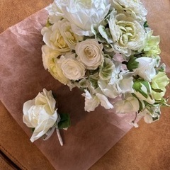 ブーケ　ブートニア