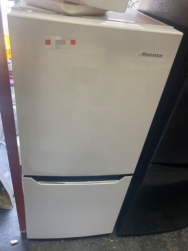 ☆中古￥6,800！Hisense　130㍑2ドア冷蔵庫　家電　2017年製　HR-D1301型　幅48㎝ｘ奥行60㎝ｘ高さ113㎝　【BG017】