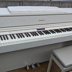 🏯姫路〜岡山〜兵庫〜大阪まで配達無料！
音・機能のRoland 電子ピアノ HP605 2017年製激可愛い♥＆ほぼ新品ジモティーが一番安い！ジモティーが一番安い！㉚
常識の範囲になりますが金額交渉可能！楽器