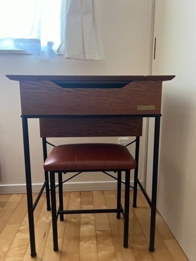家具　ドレッサー　机