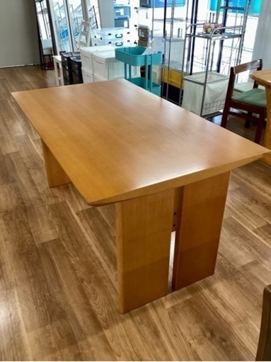 ダイニングテーブル【町田市再生家具】　240895
