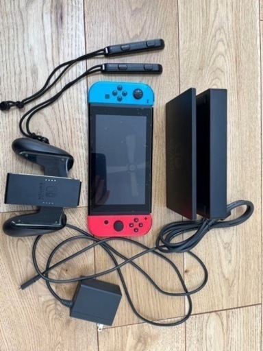 Switchほぼ新品＋プロコン、メモリー付き