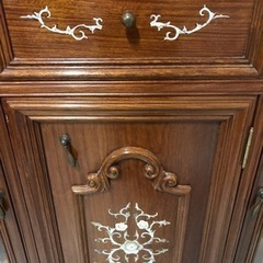 螺鈿細工 アンティーク サイドボード キャビネット 収納家具