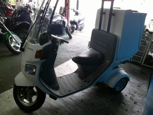 HONDA ジャイロキャノピー2-Fi 白 自賠責加入で乗れます 半額配送