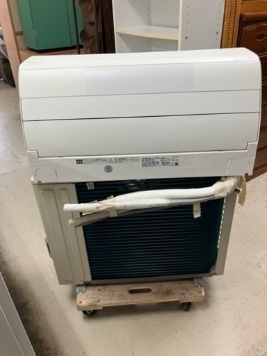 A2407-060 Panasonic ルームエアコン CS-220DVE8 2020年製 木造和室6畳用 鉄筋洋室9畳用 汚れあり　リモコンあり エアコンガス残量不明 ポンプダウン実施済 エアコンフィルター用清掃必要 取付工事はお客様で手配してください