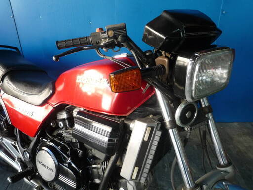 HONDA VF750Sセイバー 赤 格安提供車 半額配送キャンペーン 期間限定