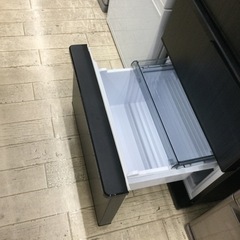✨高年式❗️左開き❗️オシャレな木目調❗️冷蔵室から