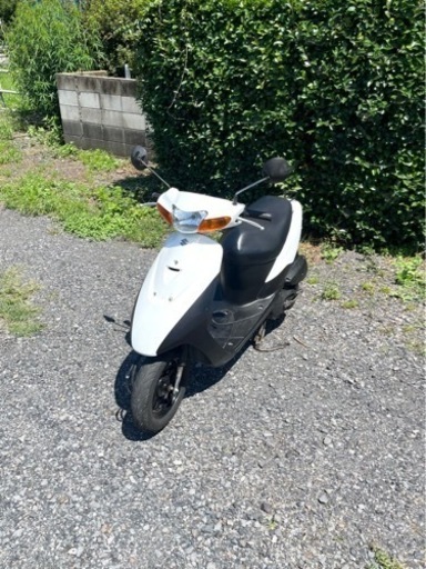 837.　動画あり　レッツ2 リアタイヤ新品　原付　バイク　50cc   2スト　車体 837. 動画あり レッツ2 リアタイヤ新品 原付 バイク 50cc 2スト 車体