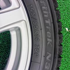 決まりました軽自動車用アルミホイール付きバリ山スタットレスタイヤ