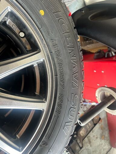 GOODYEA ICENAVISUV 22y PCD114.3 ホイール付き 車のパーツ タイヤ 