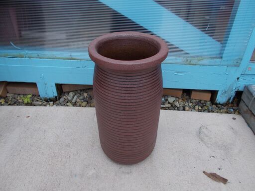 お譲りします！ 陶器の傘立て（中古・Aランク）