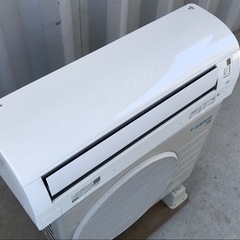 E440◇ダイキン　エアコン◇主に6畳用◇2022年製◇ストリーマ◇AN22ZES-W