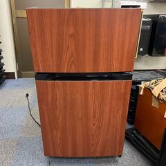 【稼動品】IRIS OHYAMA アイリスオーヤマ ノンフロン冷凍冷蔵庫 PRC-B092D-M 87L 家庭用家電 2024年製 ブラック ウッド 2ドア