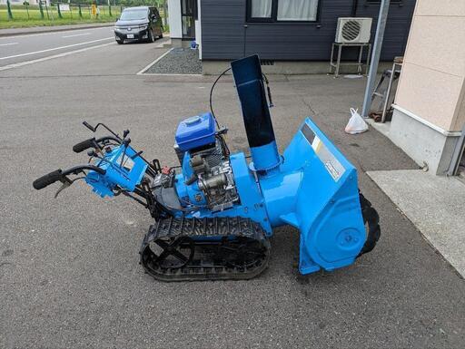 YAMAHA1090除雪機、塗装済み値下げ交渉有り道南無理配達します。85000〜68000に値下げしました。