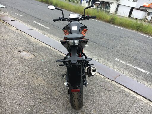福山市 瀬戸町 KTM 125DUKE デューク125 2023年モデル 新車 国内物 ディーラー整備登録済み 走行300m 実働 書類付き 安心安全 乗って帰れます 福山市 瀬戸町 KTM 125DUKE デューク125 2023年モデル 新車 国内物