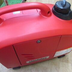 新ダイワ IEG900M-Y インバーター発電機 中古美品 【ハンズクラフト宜