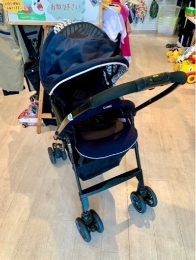 ■店頭引取限定■美品☆コンビ　ベビーカー　メチャカルハンディオート４キャス♪定価60500円