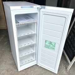 札幌市内配送可 美品 23年製 アイリスオーヤマ スキマックス 80L スリム冷凍庫 IUSN-8A-W 