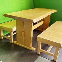 無垢材のテーブルと長椅子2脚セット □A-3037