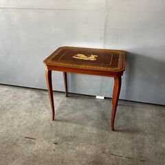 スペイン製　サイドテーブル　コンソール　花台　アンティーク　ヴィンテージ スペイン製 サイドテーブル コンソール 花台 アンティーク