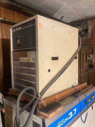 ☆中古￥35,000！日本精器　業務用冷凍式エアドライヤー　特殊機械　NH-8040N型　【BG038】