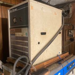 ☆中古￥35,000！日本精器 業務用冷凍式エアドライヤー 特殊機械 NH-8040N